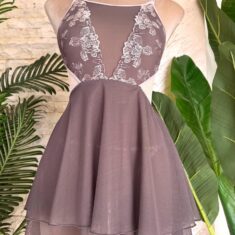 Nuisette et String Taupe en Dentelle