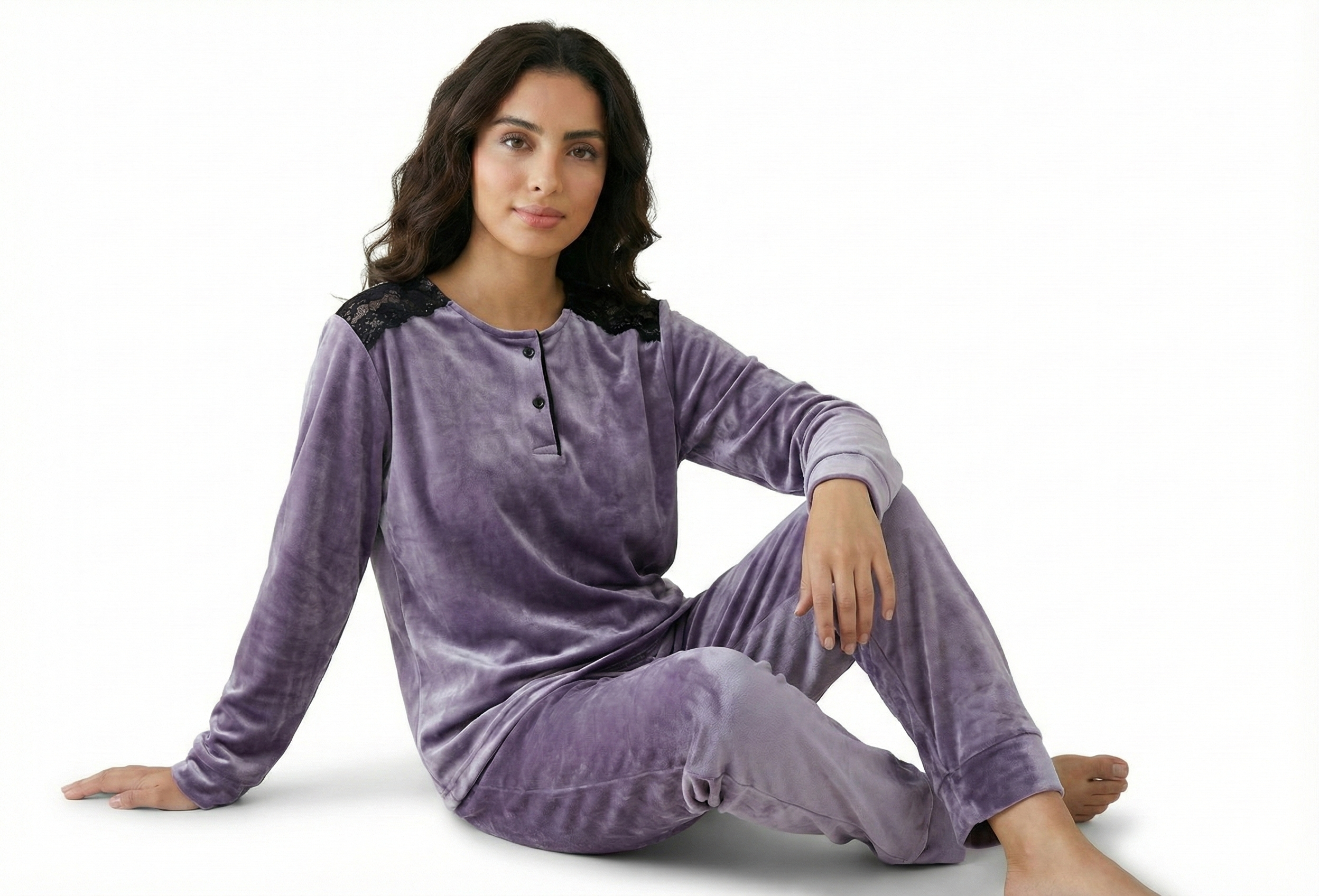 1765684023667 Pyjama Velours Lilas & Dentelle Noire – Image 1