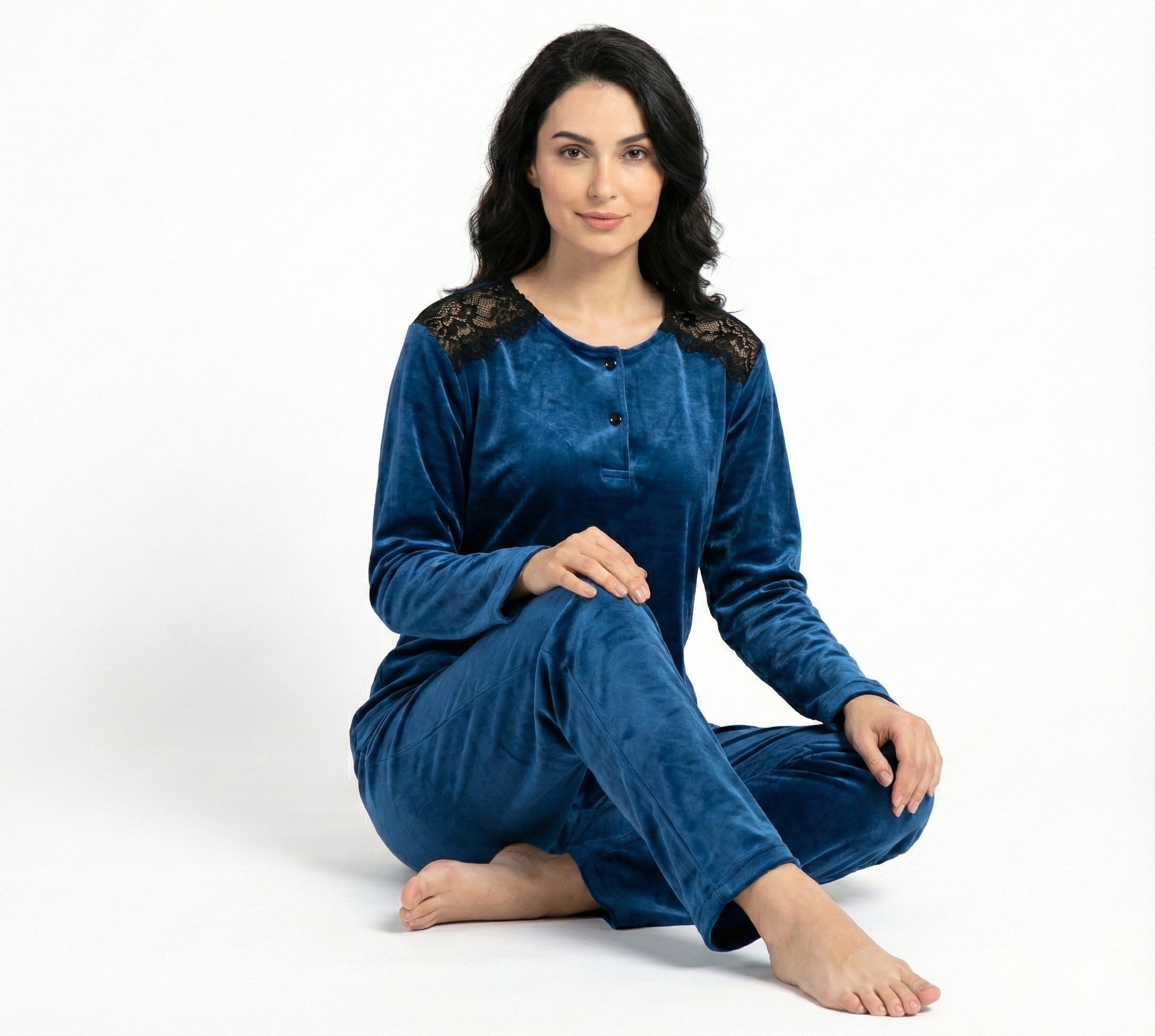 1765684685414 Pyjama Velours Bleu & Dentelle Noire – Image 1