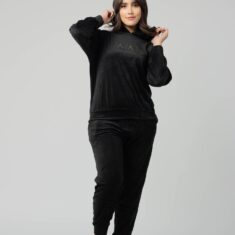 Pyjama Velours Capuche Noir "PARADISE"