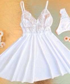 Nuisette Blanc en Dentelle Fine avec Culotte