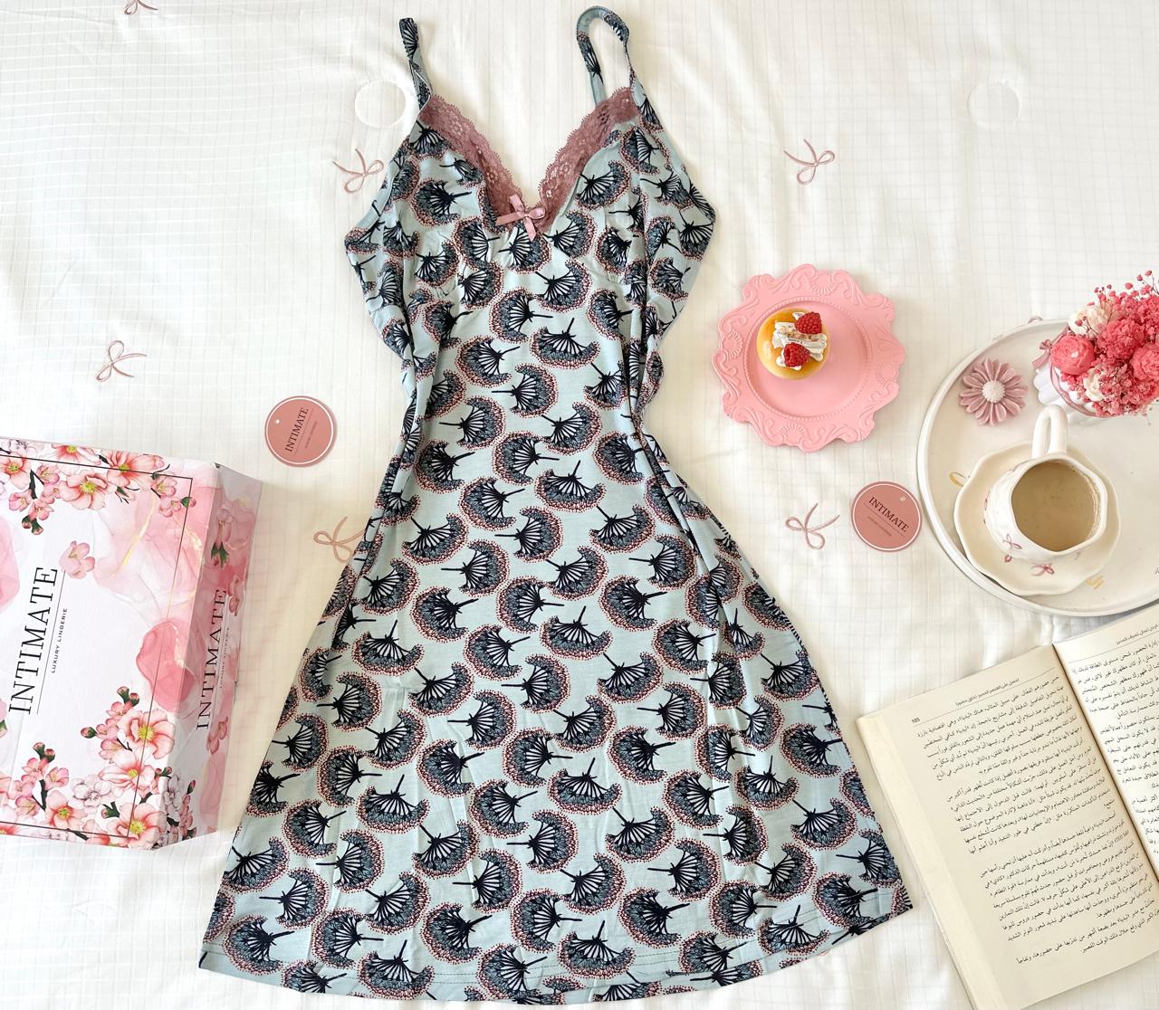 IMG-20250611-WA0064 Pyjama Robe Bretelles en Coton Viscose Gris & Rose – Image 1