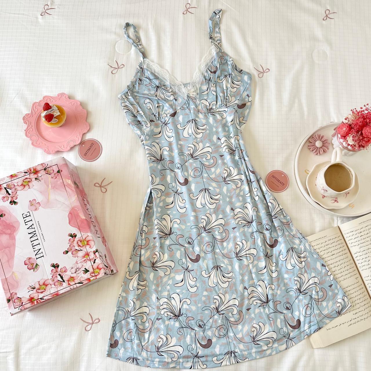 IMG-20250611-WA0080 Pyjama Robe Bretelles en Coton Viscose Bleu Ciel – Image 1