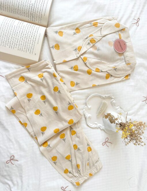 Pyjama Chemise Demi Manches Coton Jaune Imprimé Fleurs – Image 1