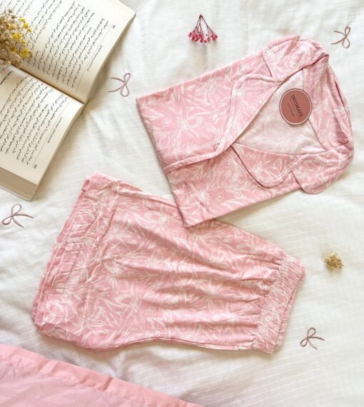 Pyjama Chemise et Short Coton Rose Bébé – Image 1