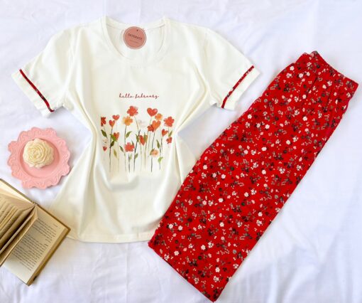 Pyjama Coton Pantacourt Rouge & Blanc Imprimé Fleurs – Image 1