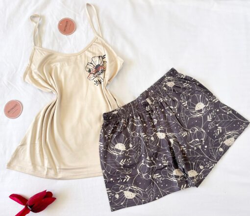 Pyjama Short Beige Fleurie – Image 1