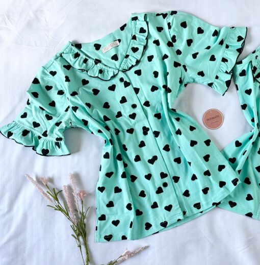 Offre Spéciale : Pyjama 3 Pièces Coton Viscose Vert Doux Pointillé Cœurs Noirs – Image 3