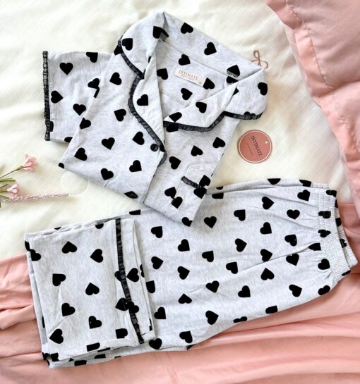Pyjama Chemise Gris Imprimé Cœurs – Image 1