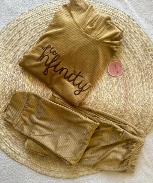 Pyjama Velours Capuche Miel "INFINITY"
