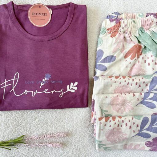 Pyjama Coton Aubergine "Love Grows Among Flowers"