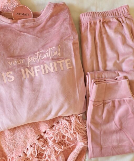 Pyjama Velours Rose Bébé "Your Potential is Infinite"
