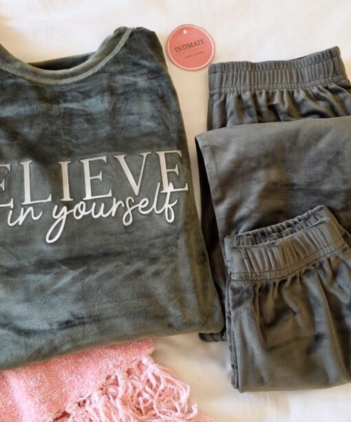 Pyjama Velours Vert "Believe In Yourself"