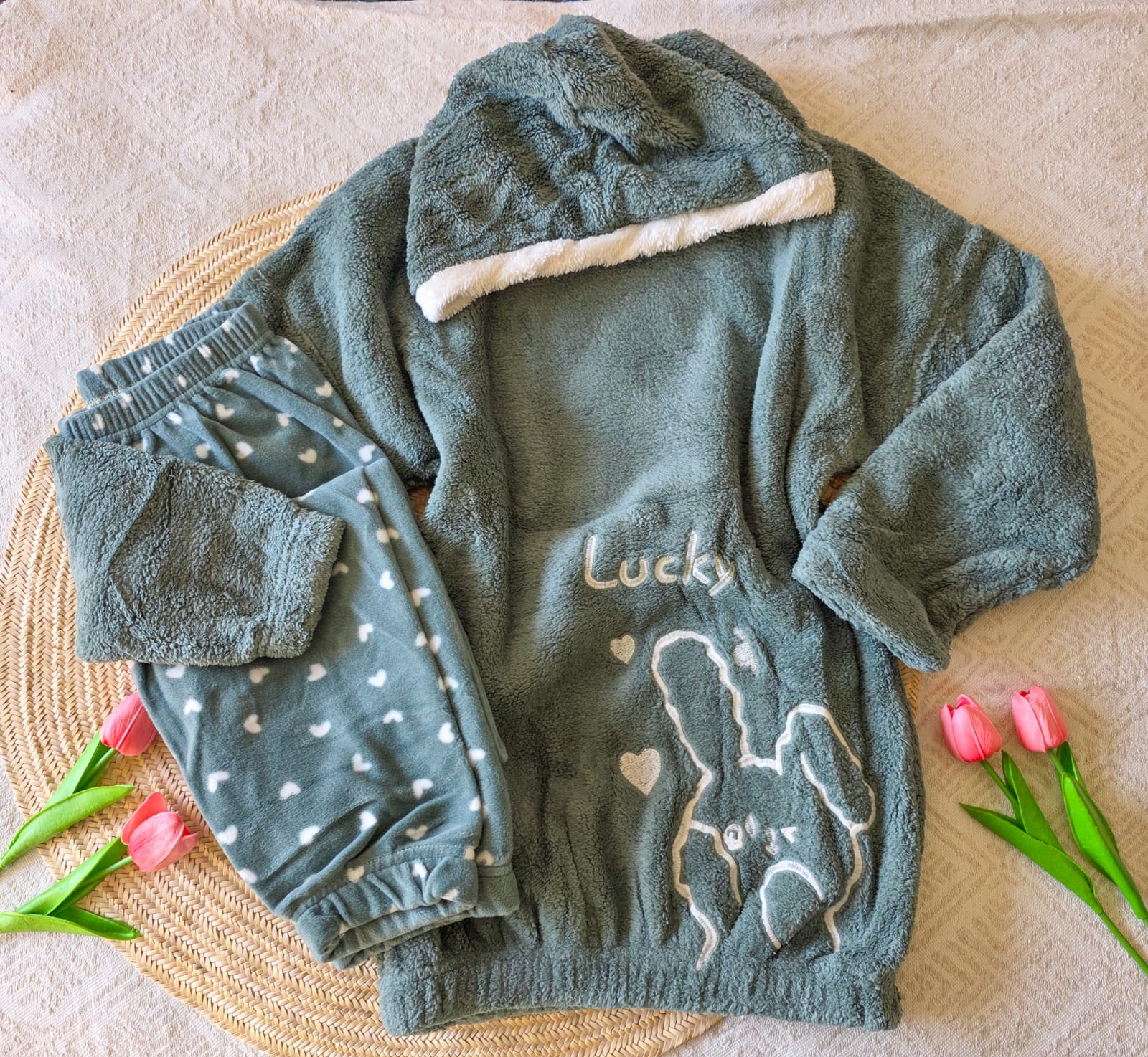 IMG-20251212-WA0066 Pyjama Capuche Polaire Vert "Lucky " – Image 1