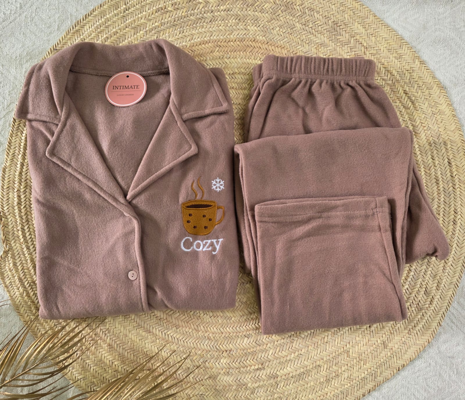 IMG-20251214-WA0033 Pyjama Chemise Polaire Marron Cozy – Image 1