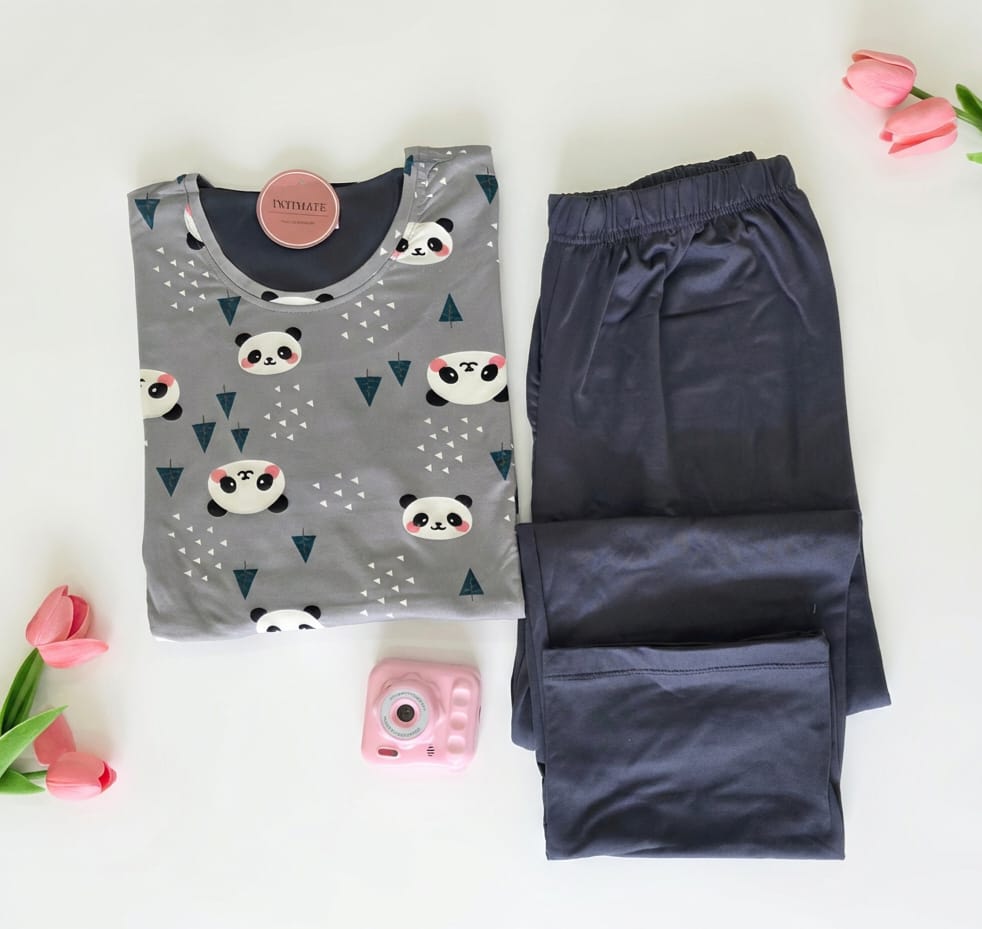 IMG-20260204-WA0049 Pyjama Gris Imprimé Pandas – Image 1