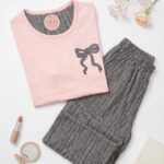 Pyjama Coton Rose & Gris Imprimé Papillon – Image 2