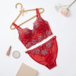 Soutien De Gorge et Culotte Rouge – Image 2