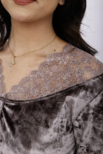 Pyjama Chemise Velours & Dentelle Gris – Image 10