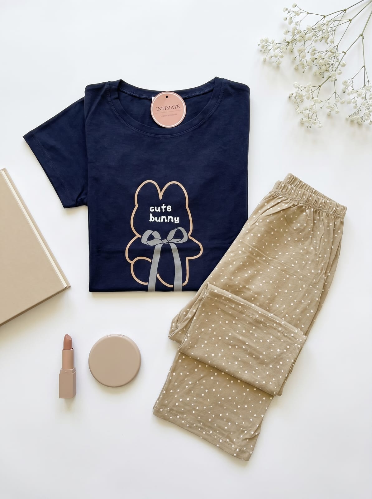 IMG-20260502-WA0047 Pyjama Coton Pantacourt Beige & Bleu Cute Bunny – Image 1
